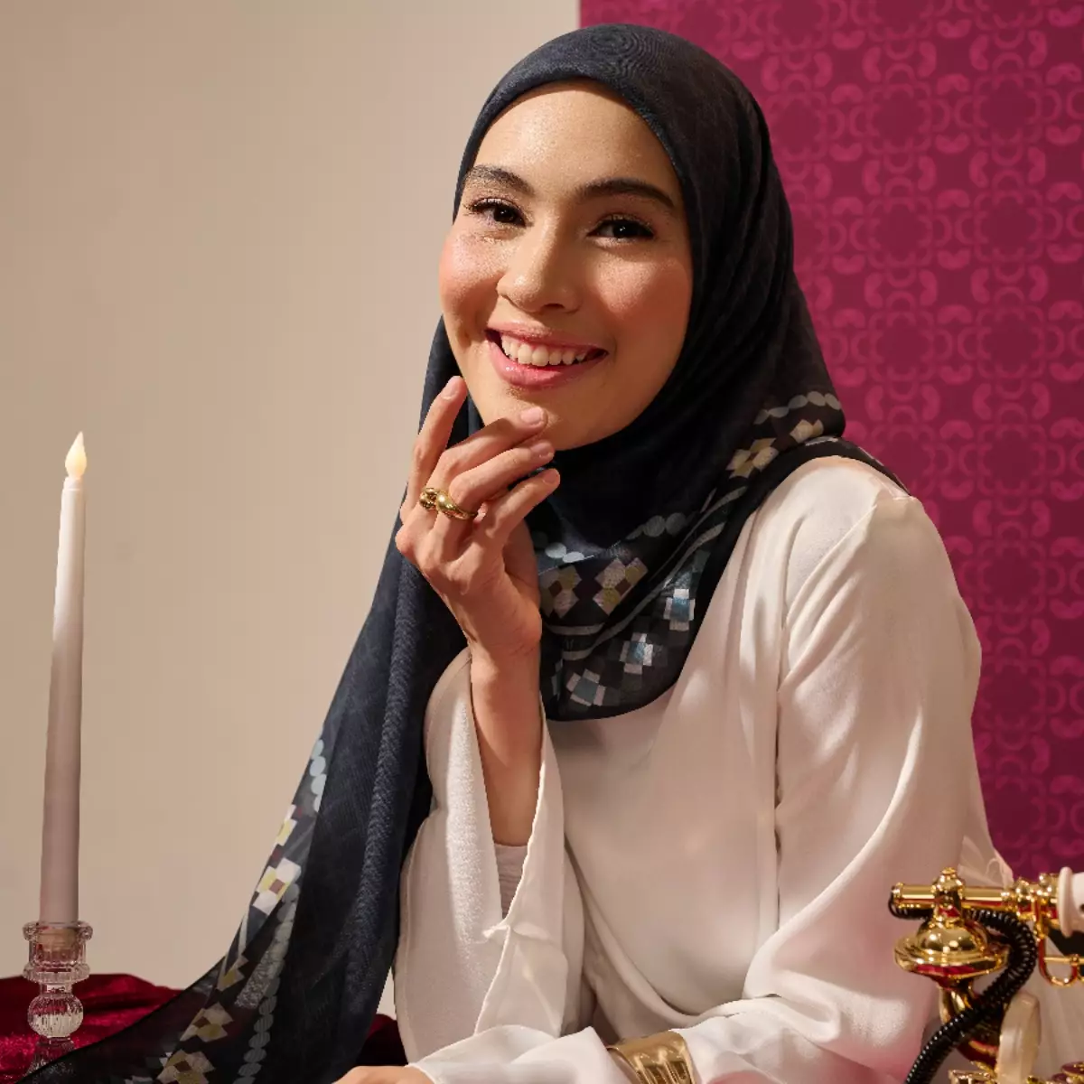 [INCLUDE PREMIUM HARD BOX] ZM Zaskia Mecca - Scarf Harmoni Series Alur Navy | Hijab Premium Square Motif | Kerudung Segi Empat