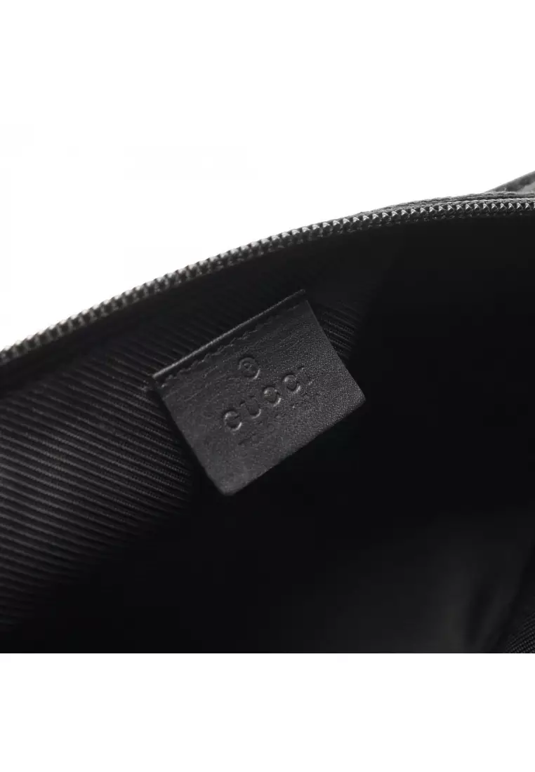 バッグ Gucci Accessory Pouch GG Canvas Handbag Buy Gucci Pre-Loved Gucci GG canvas accessory pouch Handbag
