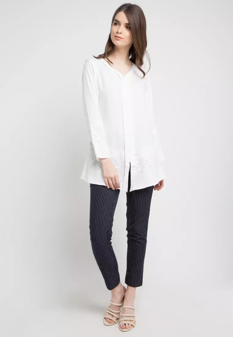 Blouse With Collar V