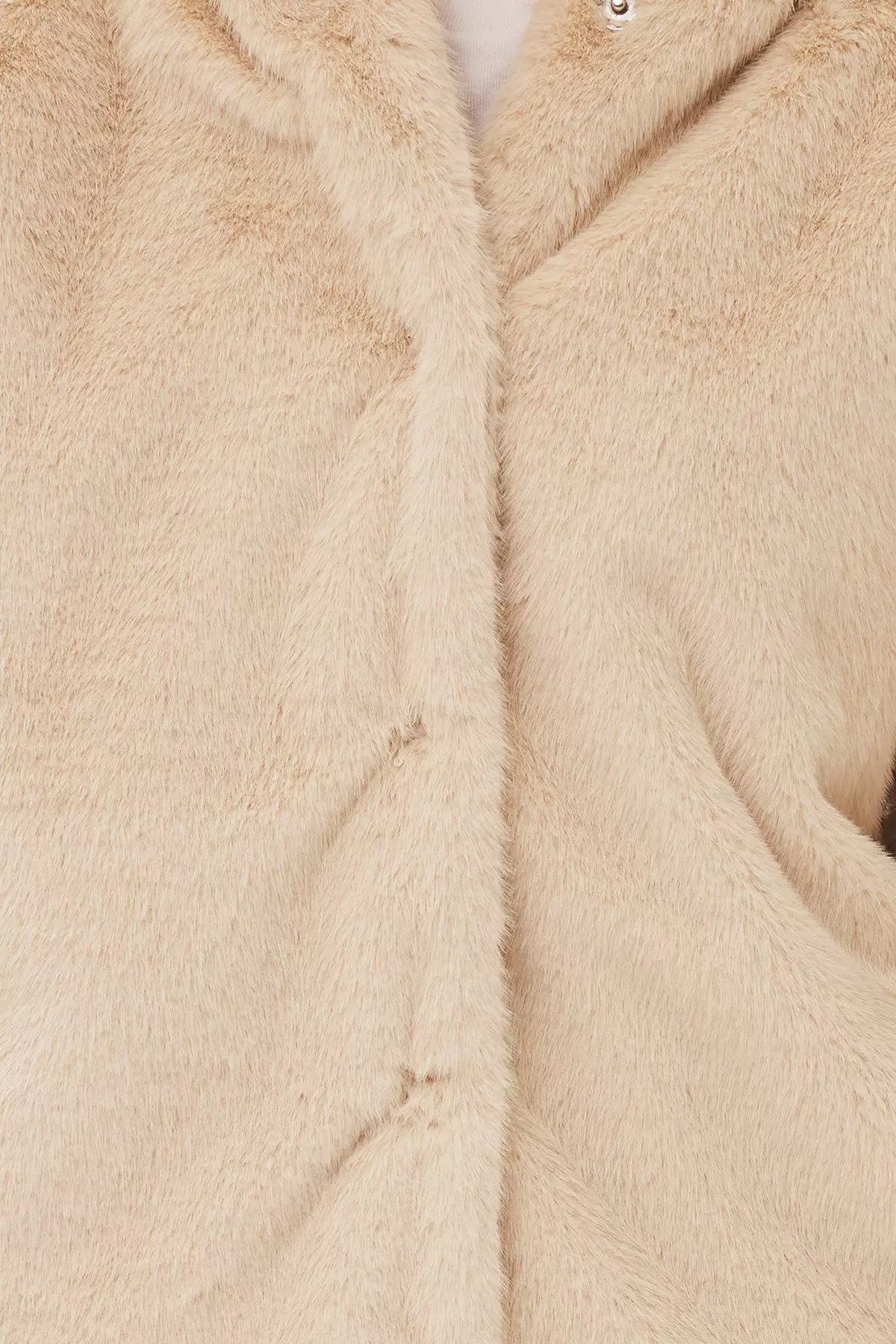 Ecru Oversize Hooded Fur Coat TWOAW25MO00339