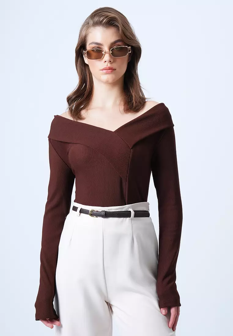 Wide Collar Blouse