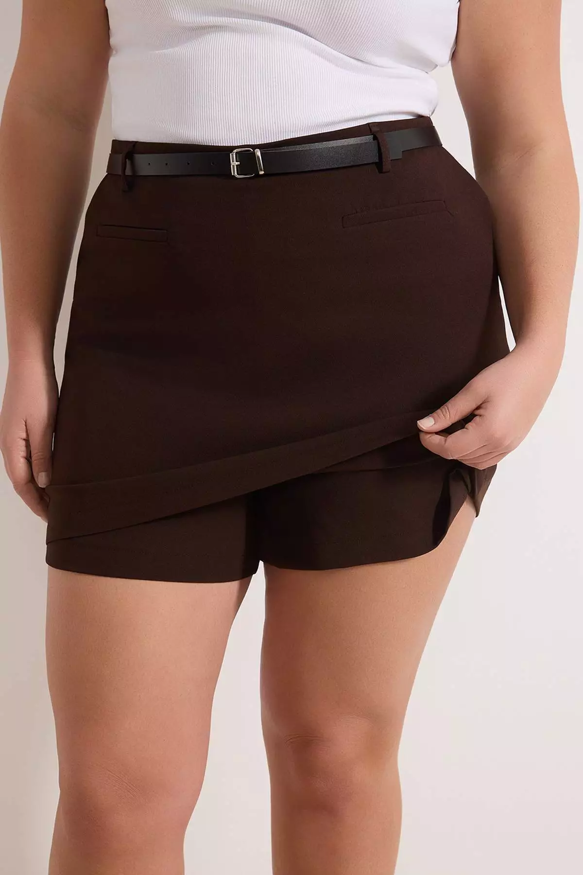 Brown Belted Mini Plus Size Woven Shorts Skirt Shorts & Bermuda Tbbaw26Ap00010