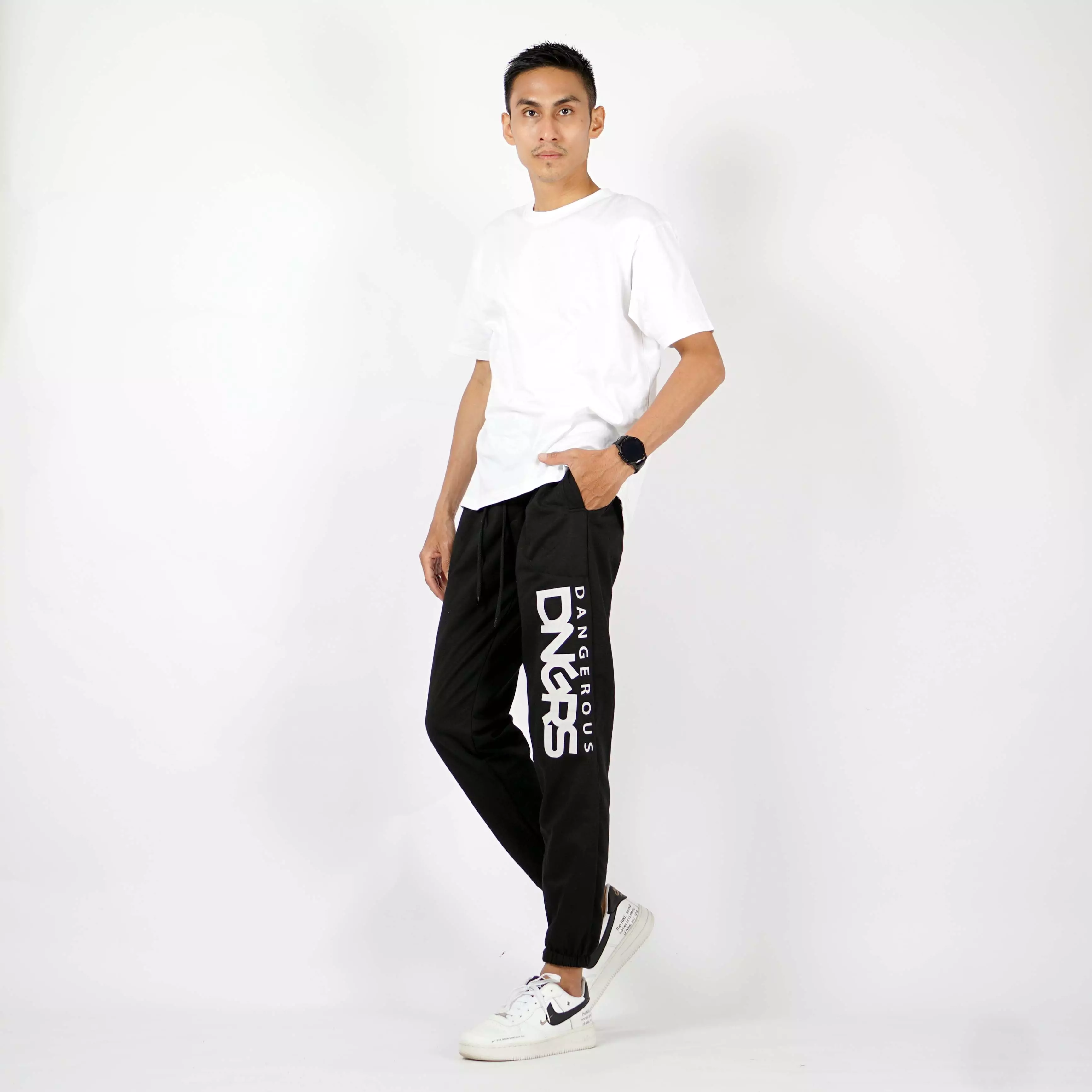 DIEGO Celana Casual Pria Celana Panjang Training Jogger Pants - Hitam