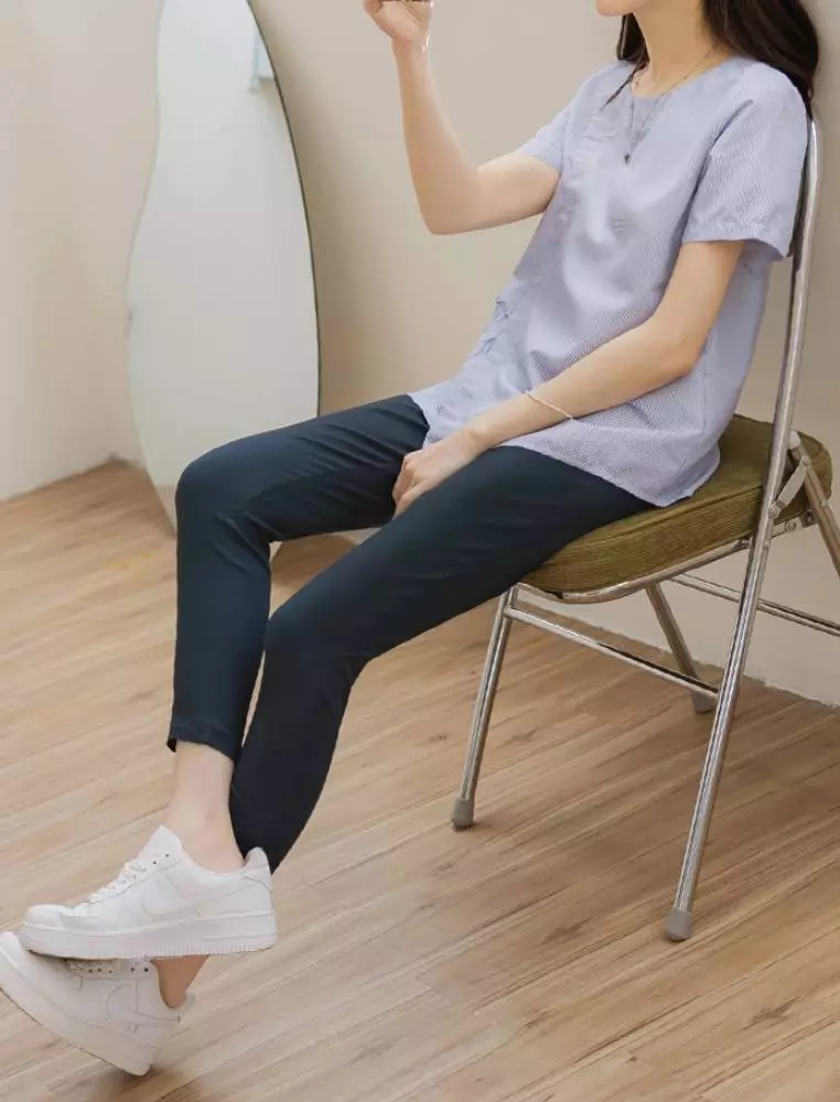 素色腰鬆緊彈力貼身九分褲《KG0051》