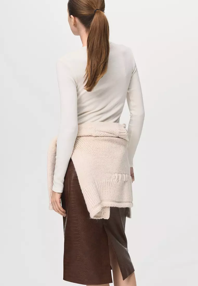Ribbed Long-Sleeved Top