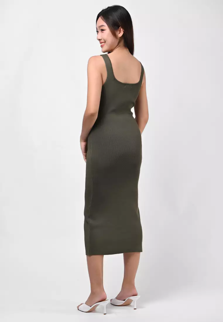 针织紧身连衣裙