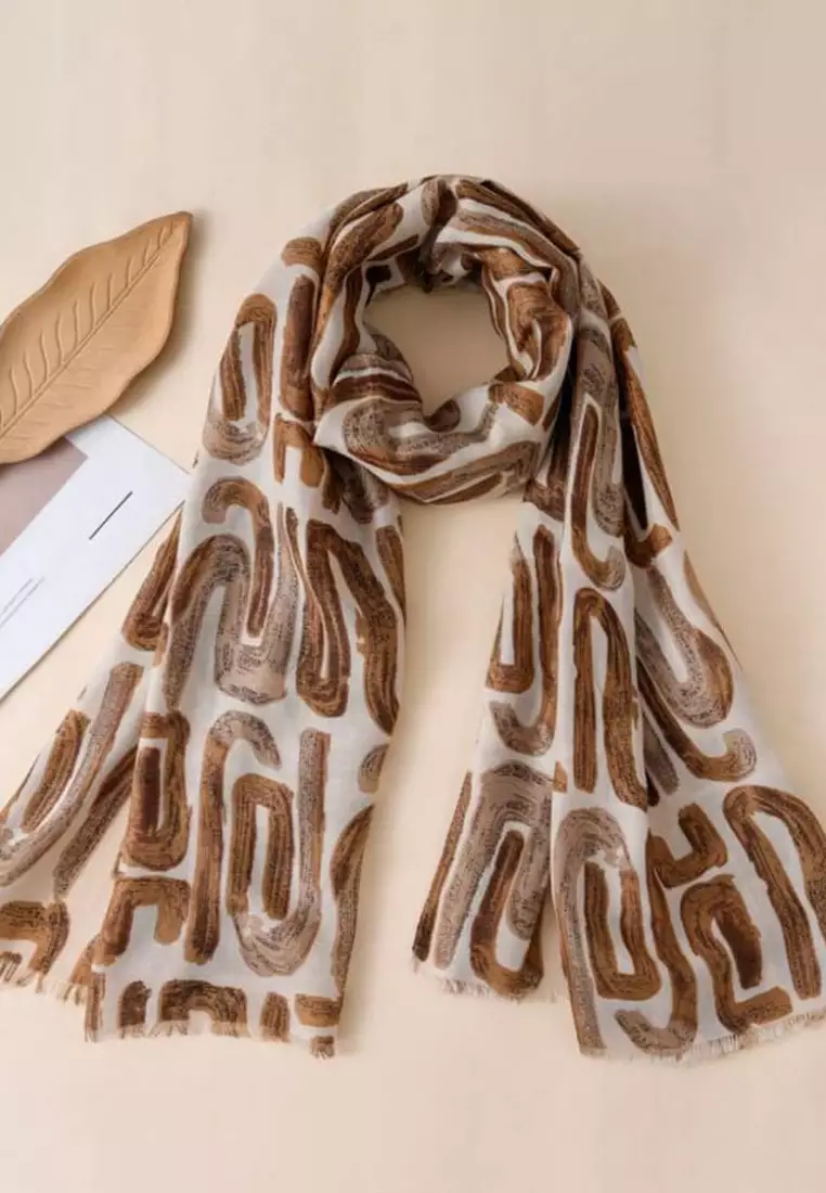 Aksesoris Syal Tebal Wanita Abstract Print Cashmere Shawl Off White