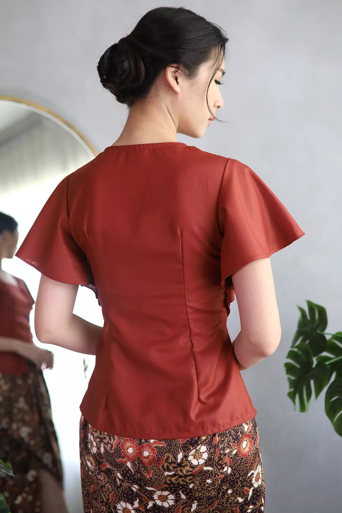 Soraya Dainty Terracotta Kebaya