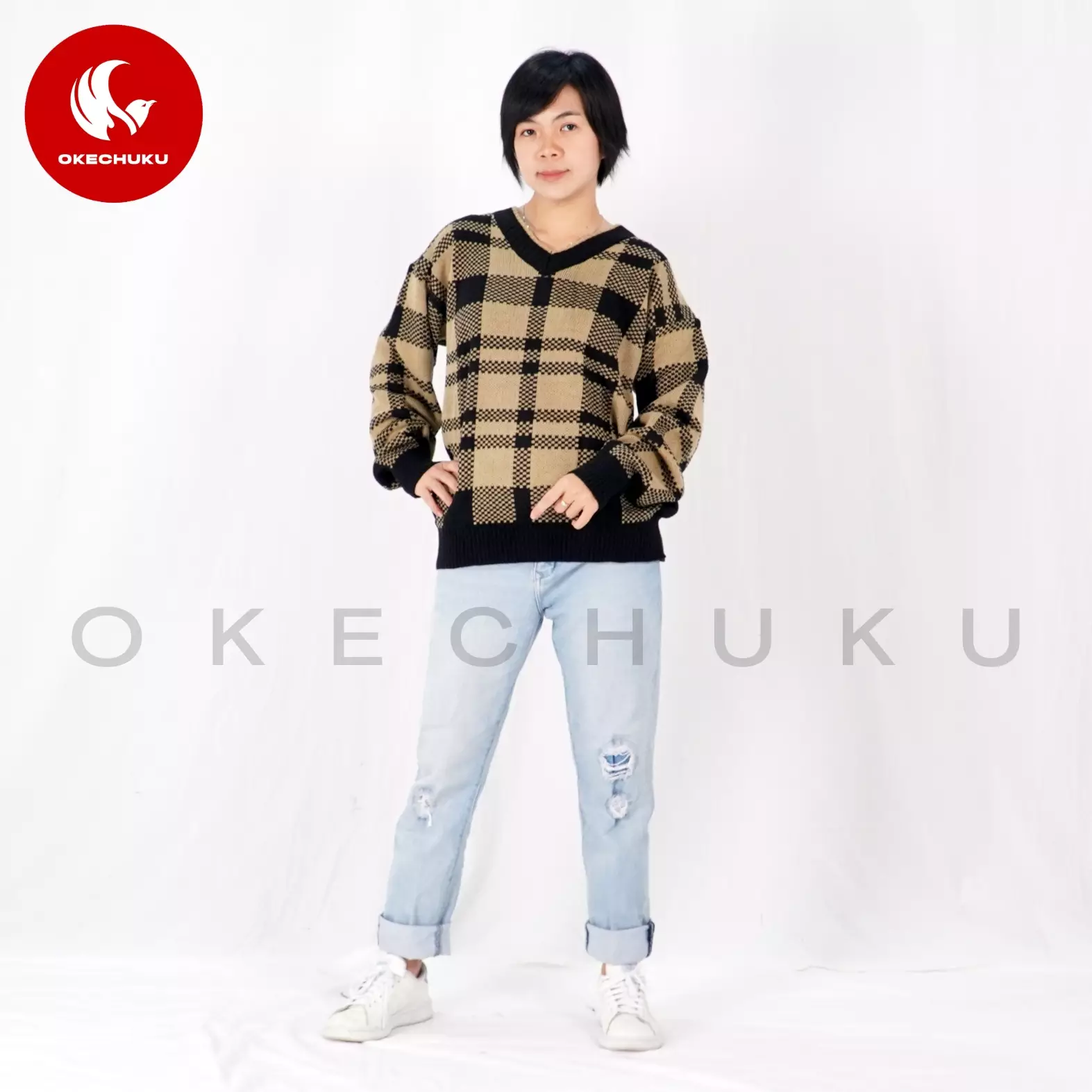  KINAN Knit Sweater Rajut Unisex V Neck Sweater Pria Wanita - Hitam