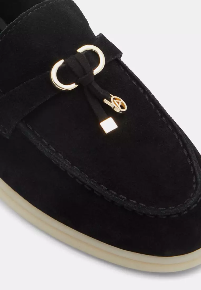 Creras-In Shoes