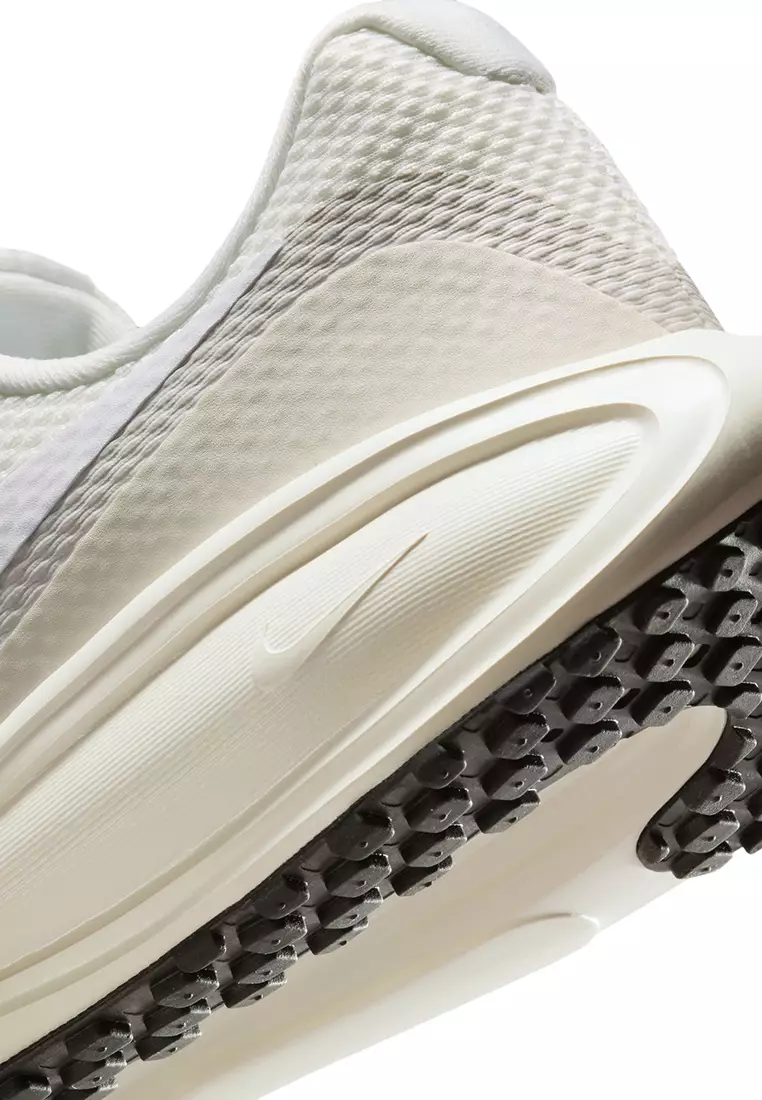 Revolution 8 Women's Road Running Shoes