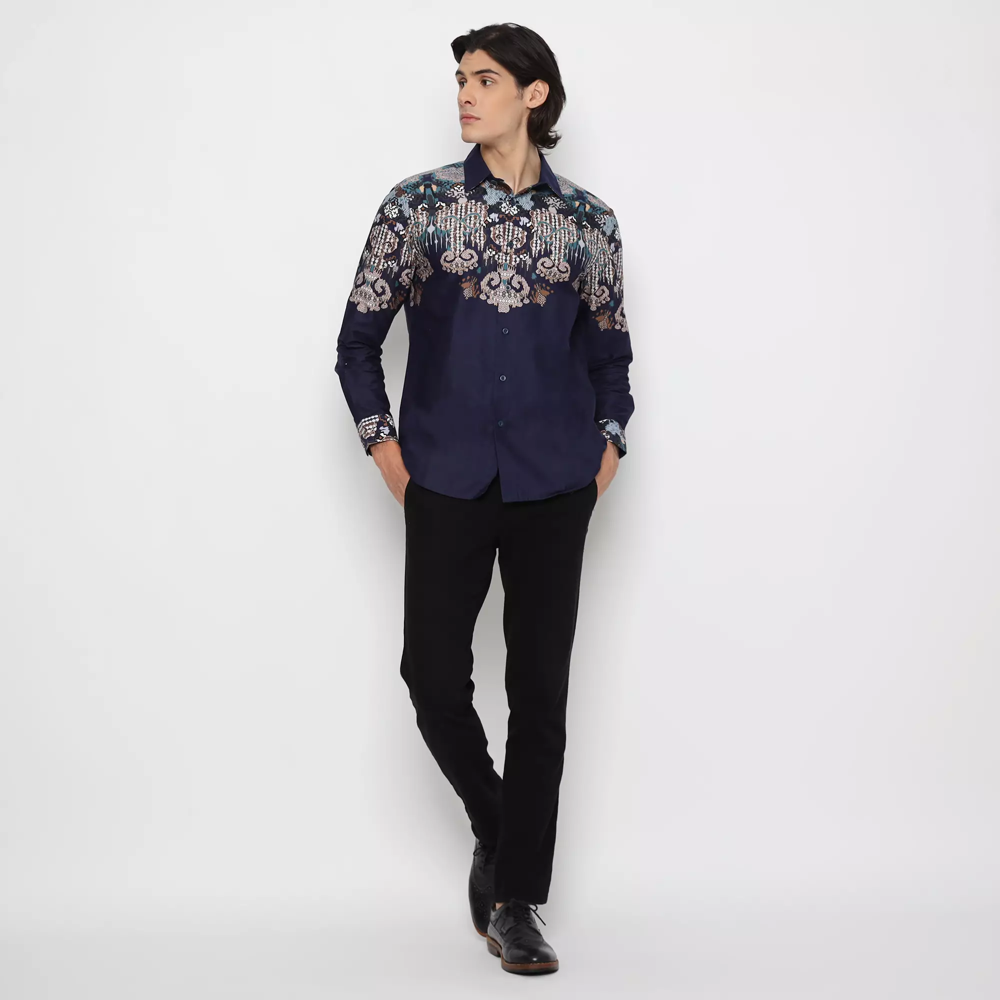 Platini Kemeja Batik Pria Lengan Panjang Katun Navy 36035