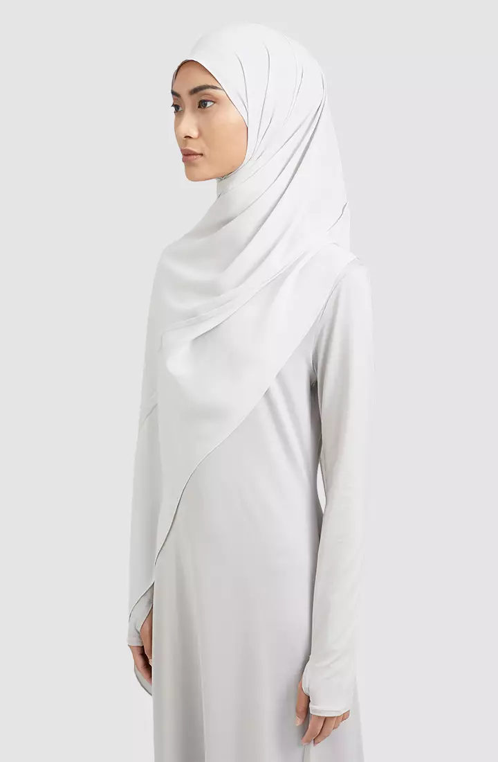 SHERA ORIKAMI – SLANTED DART SHAWL