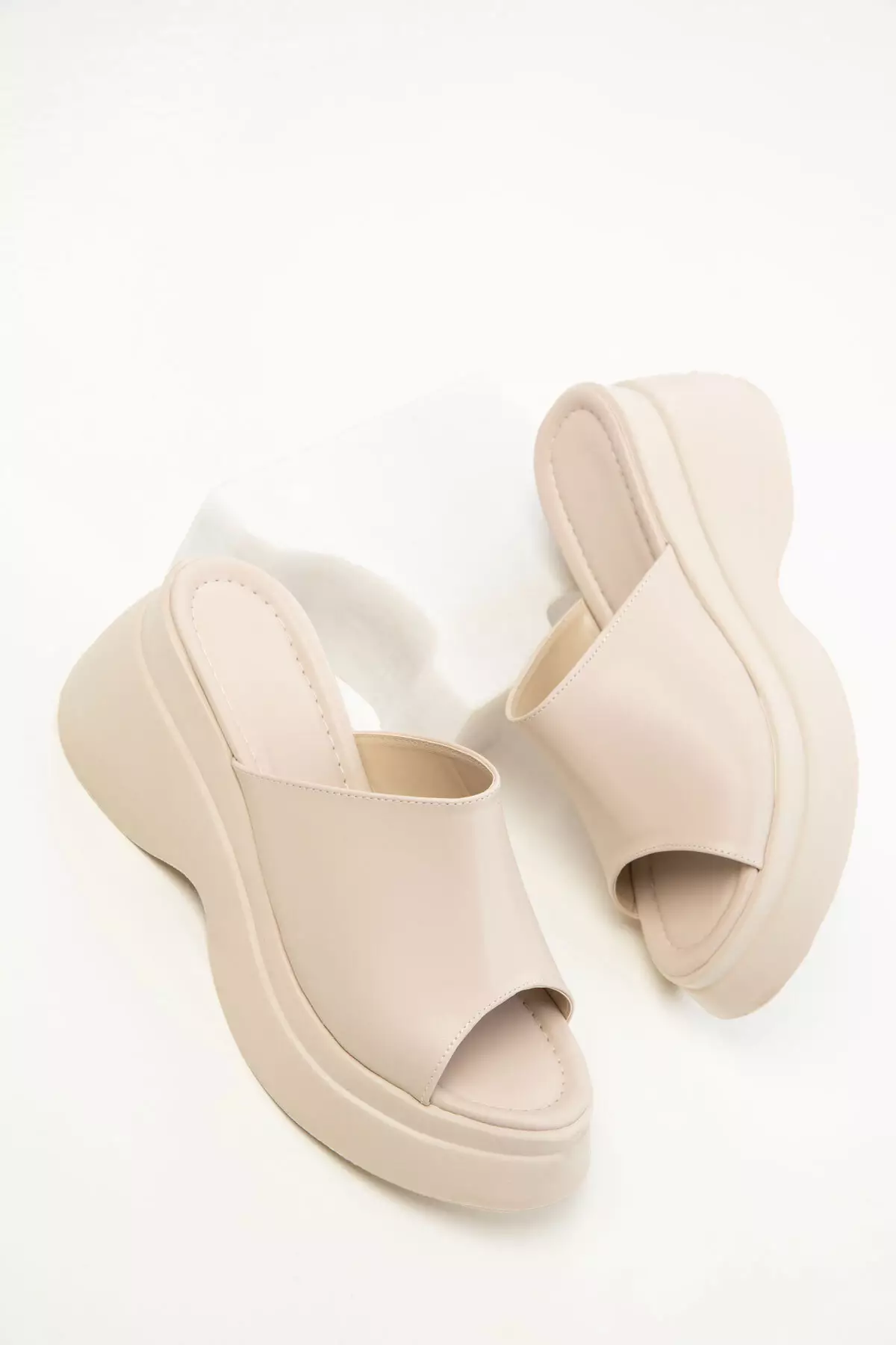 Beige Women's Slippers 20394