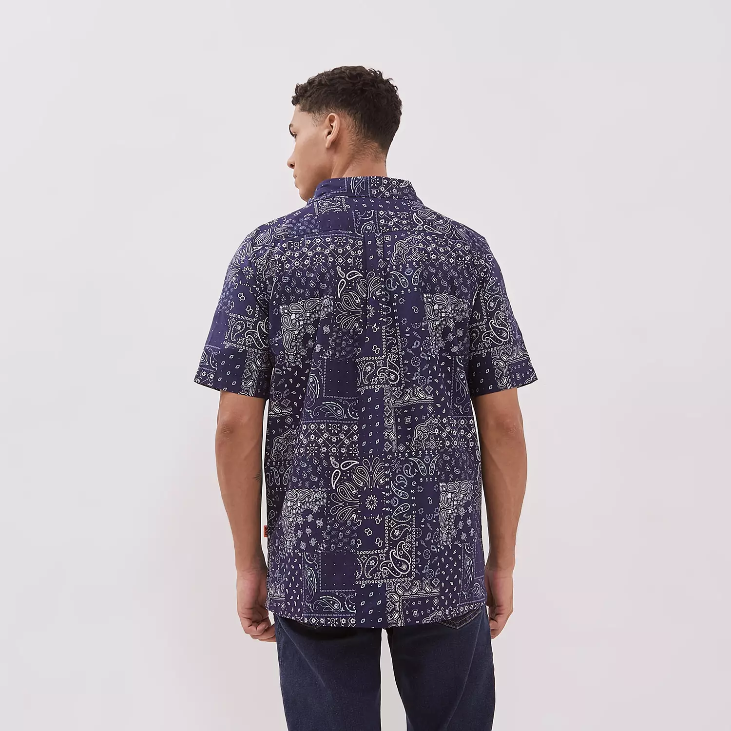 DUST Kemeja Rio Abstrak Navy (DM. 1439)