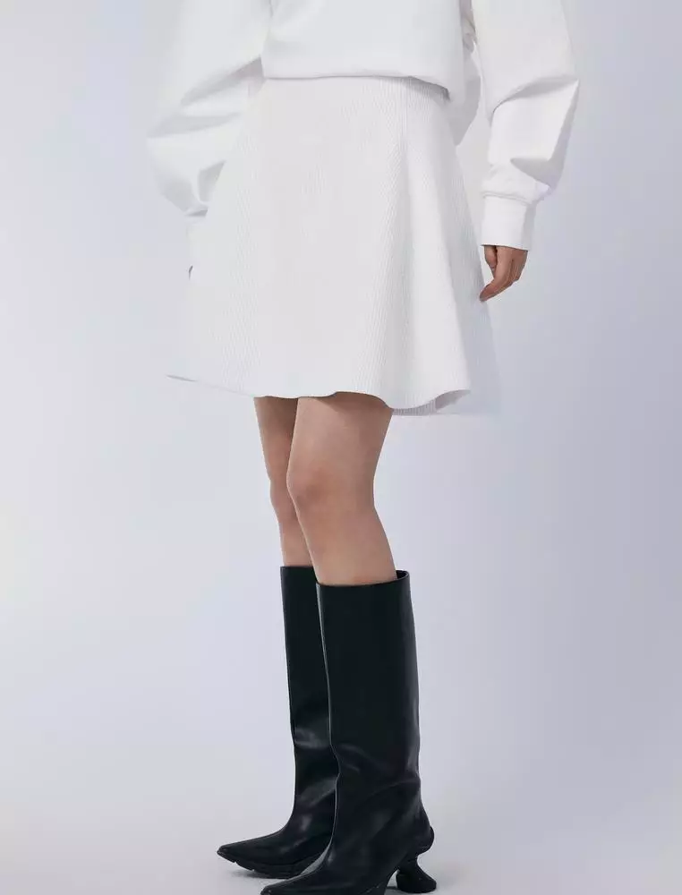 A-Line Short Waist Skirt