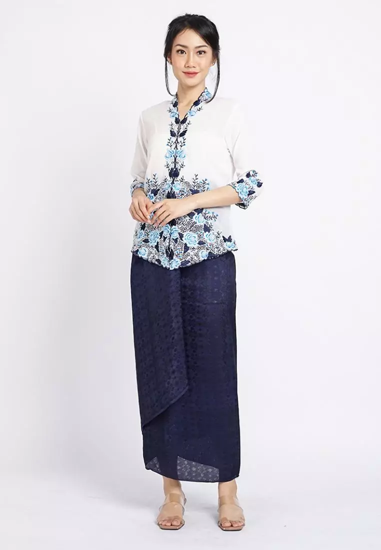 Kebaya Encim Bordir Biru