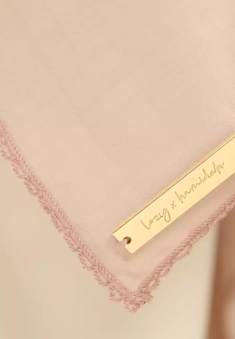 Embroidery Signature Shawl Light Purple