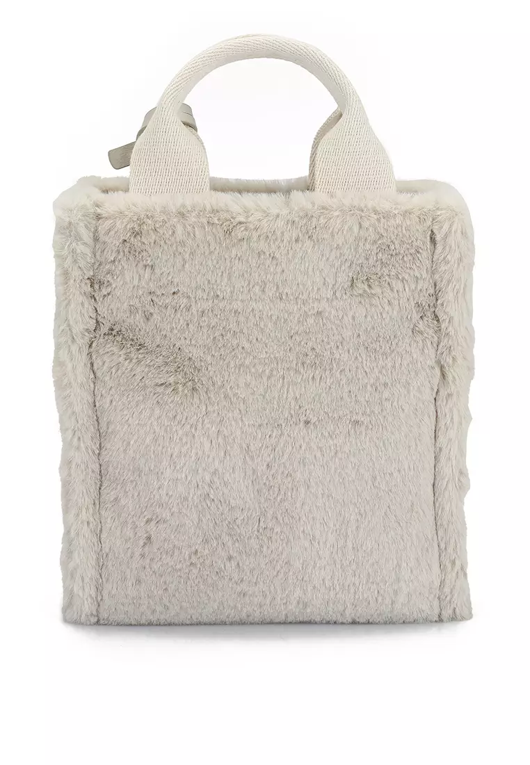 White on sale fur bag