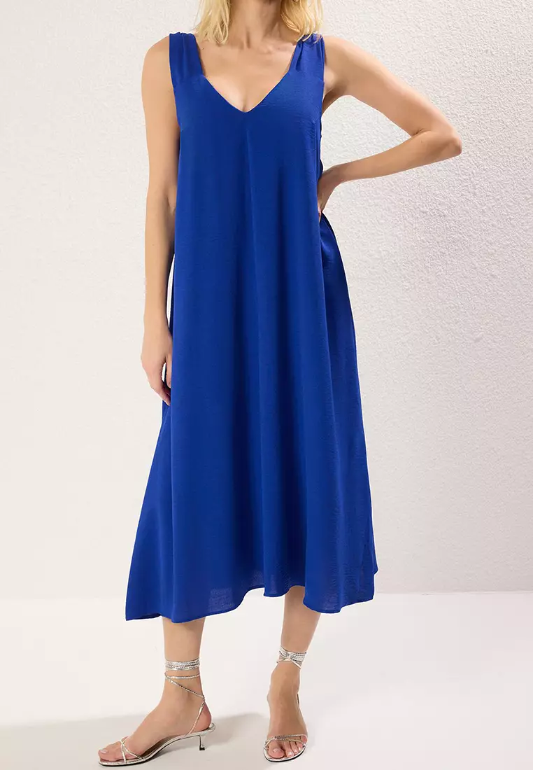 Relaxed Cut Midi Woven Dress