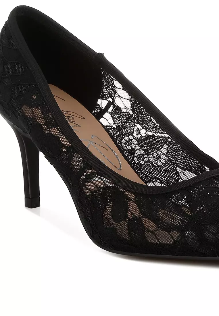 Sepatu hak stiletto bertali warna hitam