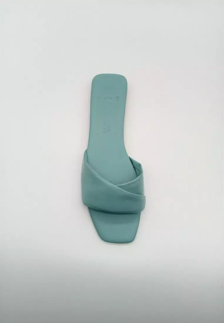 Buy LO'RENZA Bambi Flat Slides 2024 Online | ZALORA Philippines