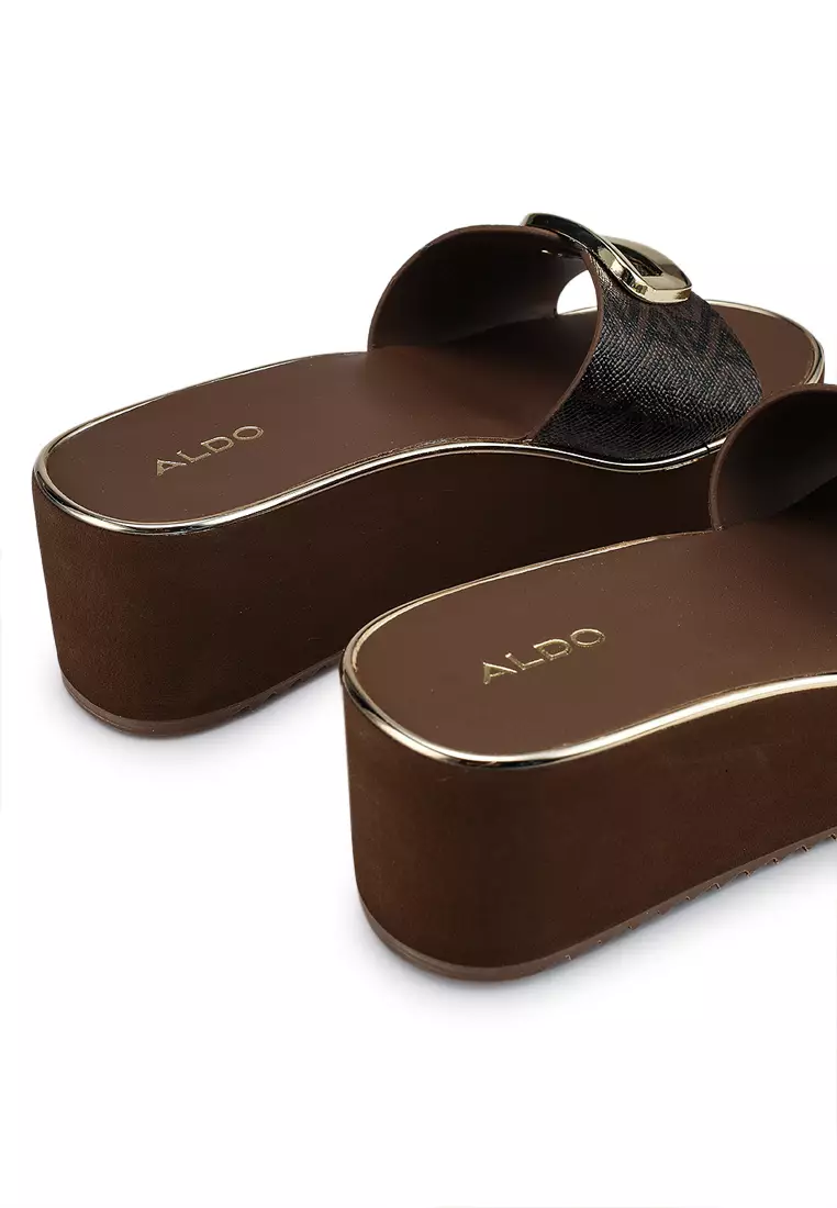 Menhaden Beach Sandal Wedges