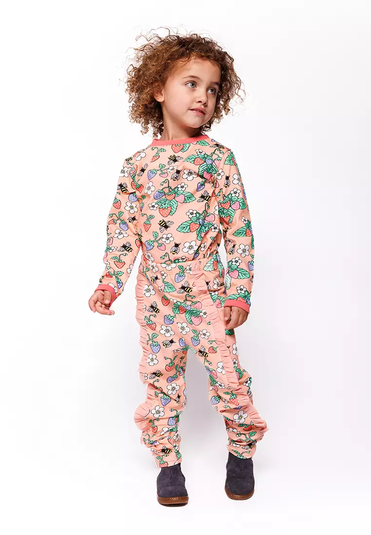 Long-sleeved top with strawberries
