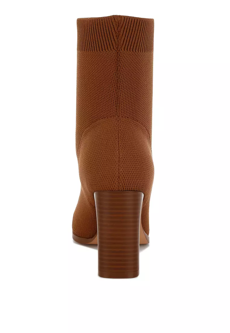 Sepatu bot Flyknit Ankle Warna Camel