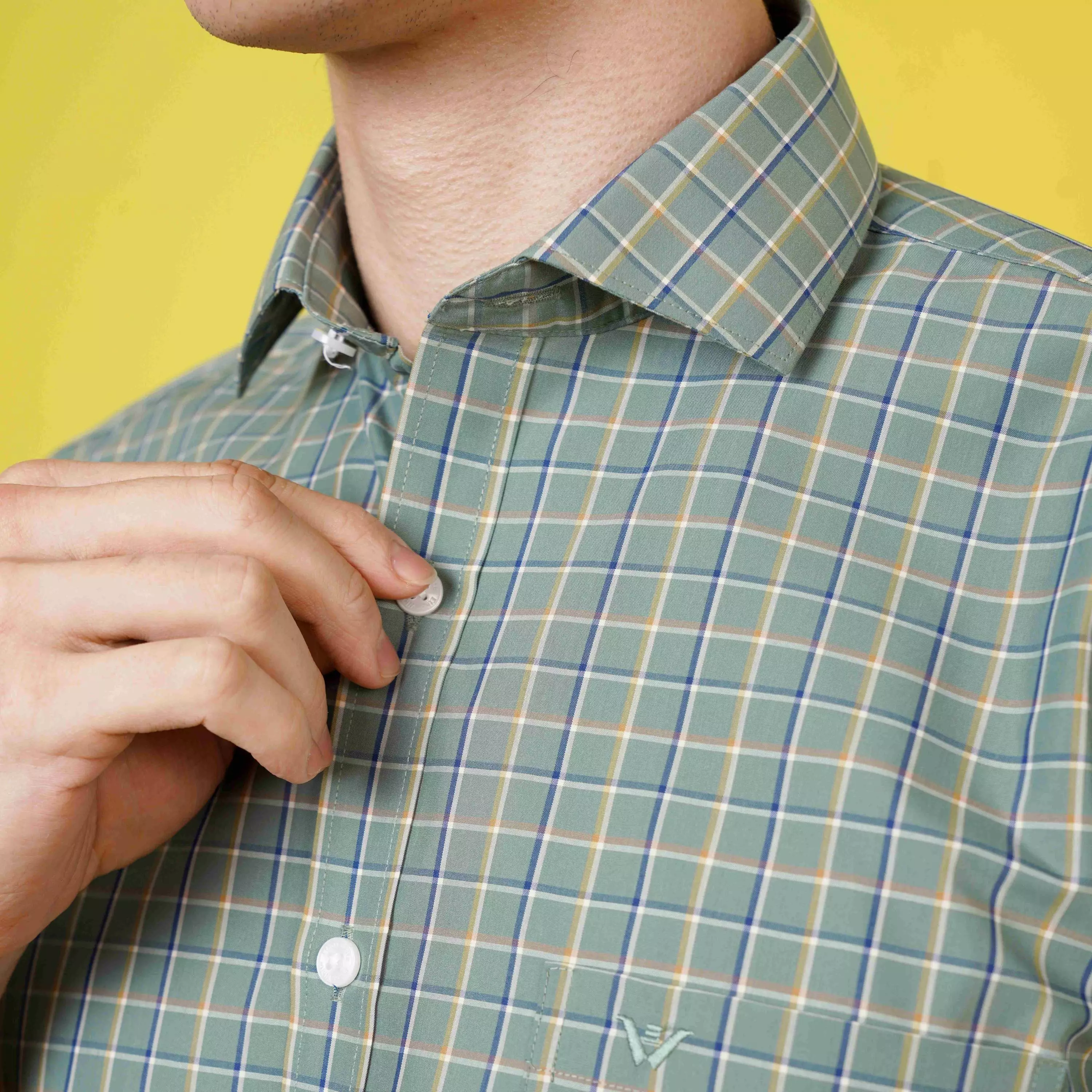 Ethan White - Short Sleeve Khadafe Check
