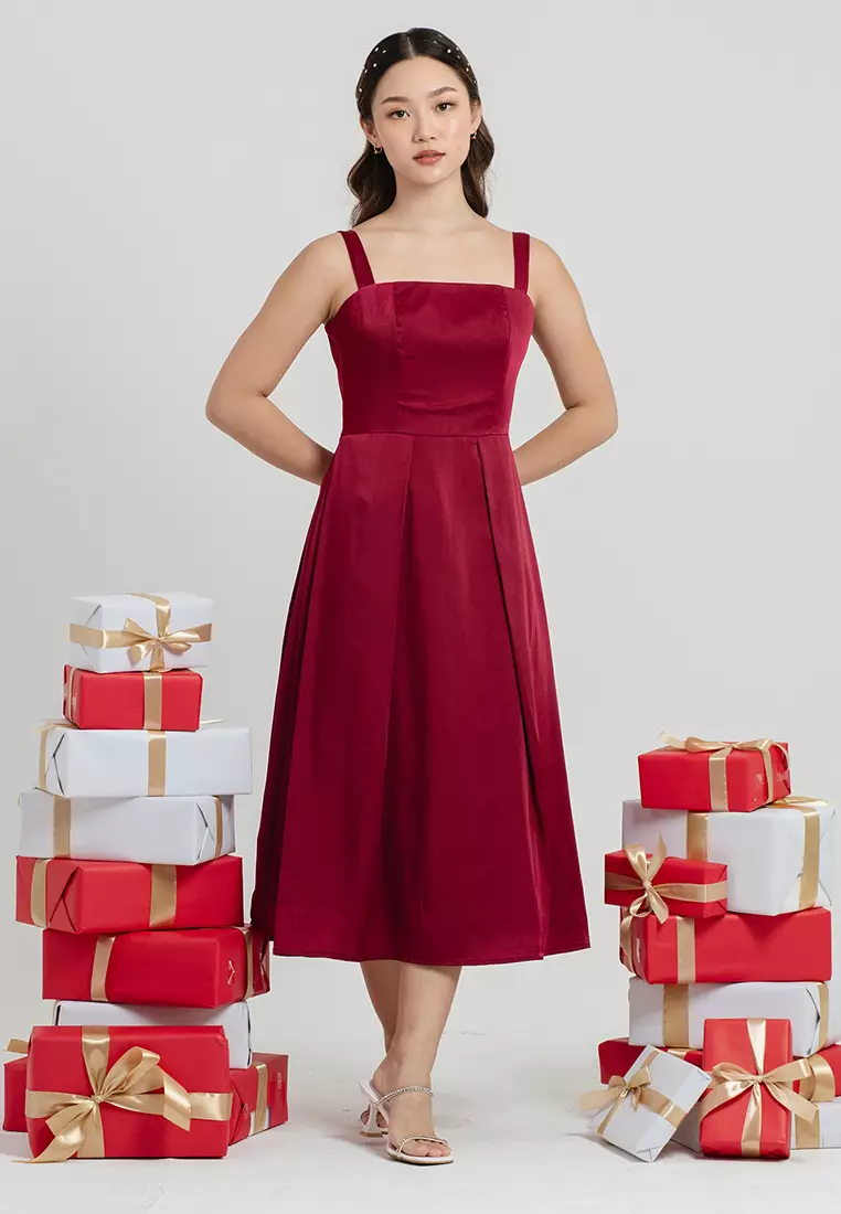 Wide Strap Flare Midi Dress in Maroon