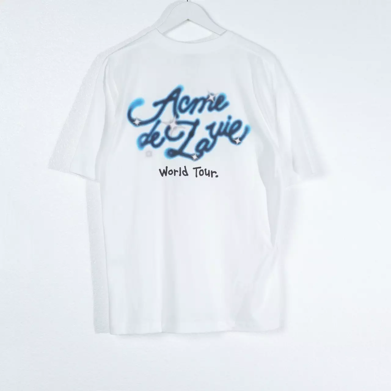 Kaos ADLV SPRAY TEXT BLUE WORLD TOUR WHITE TSHIRT 100% ORIGINAL