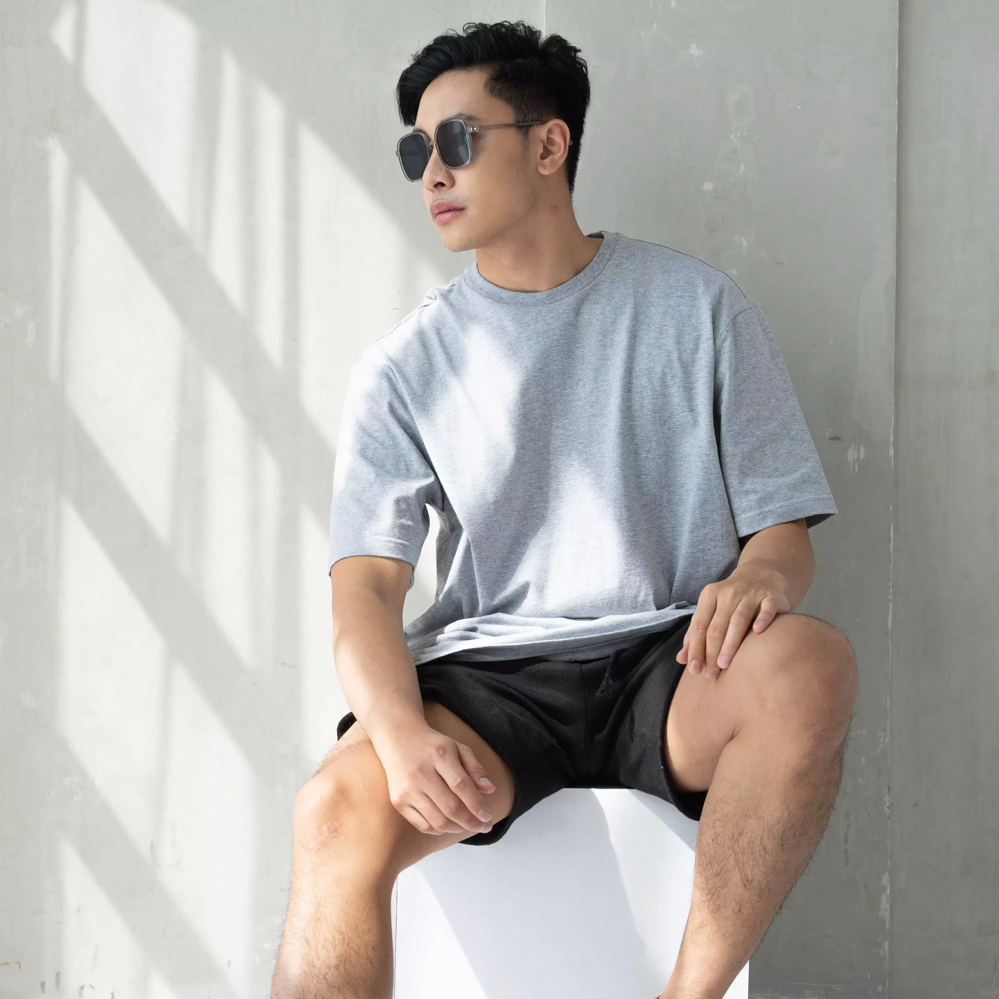 Kale Dexter Misty Grey/ Kaos Oversize Lengan Pendek Pria / Unisex