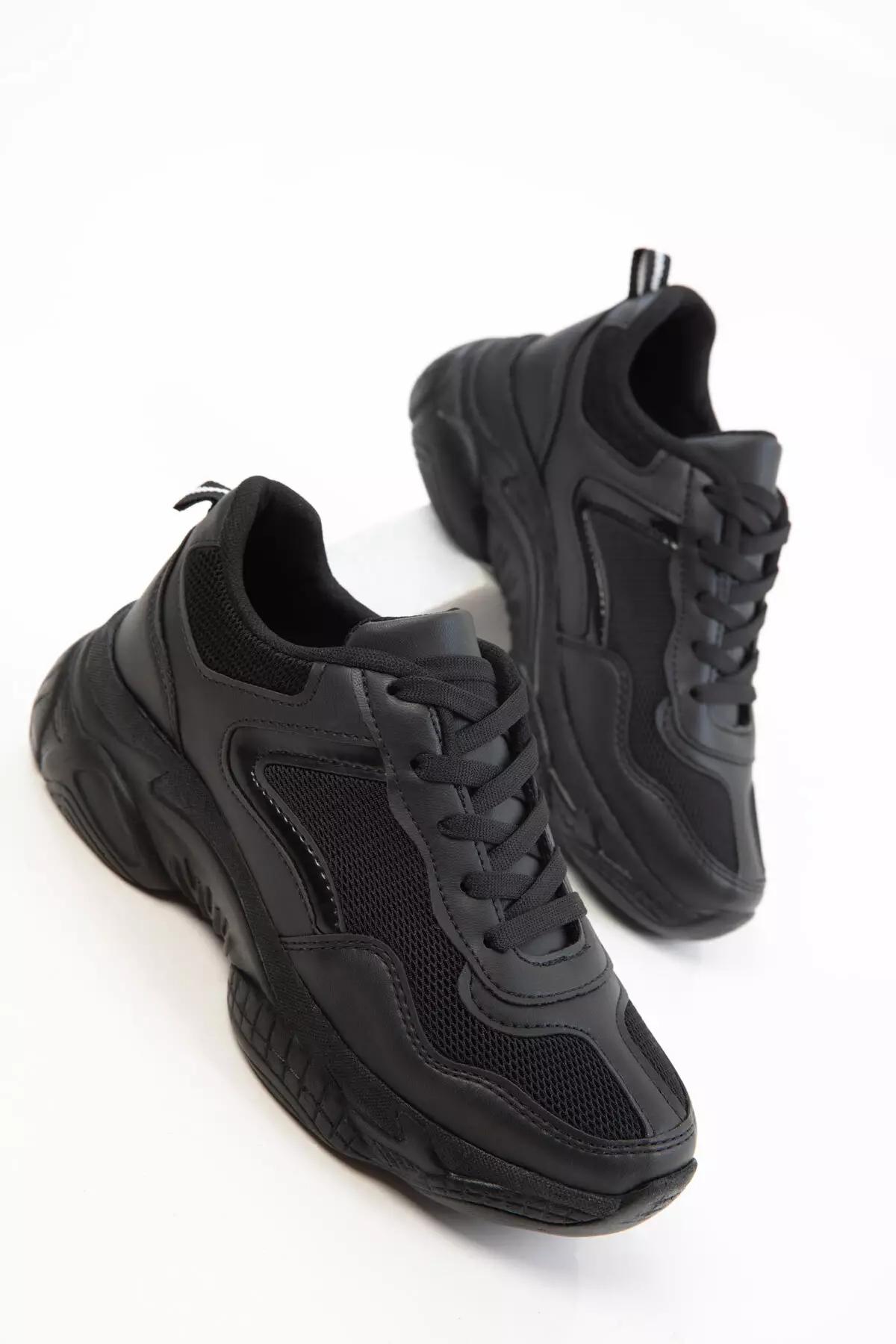 Black-Black Women's Sneaker 20610