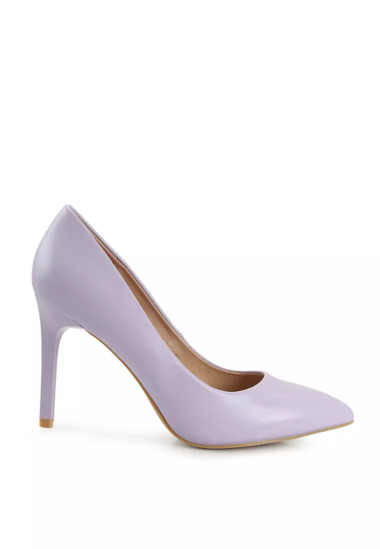 Discount on Betsy  shoes - SKU: Maven Pump Heels