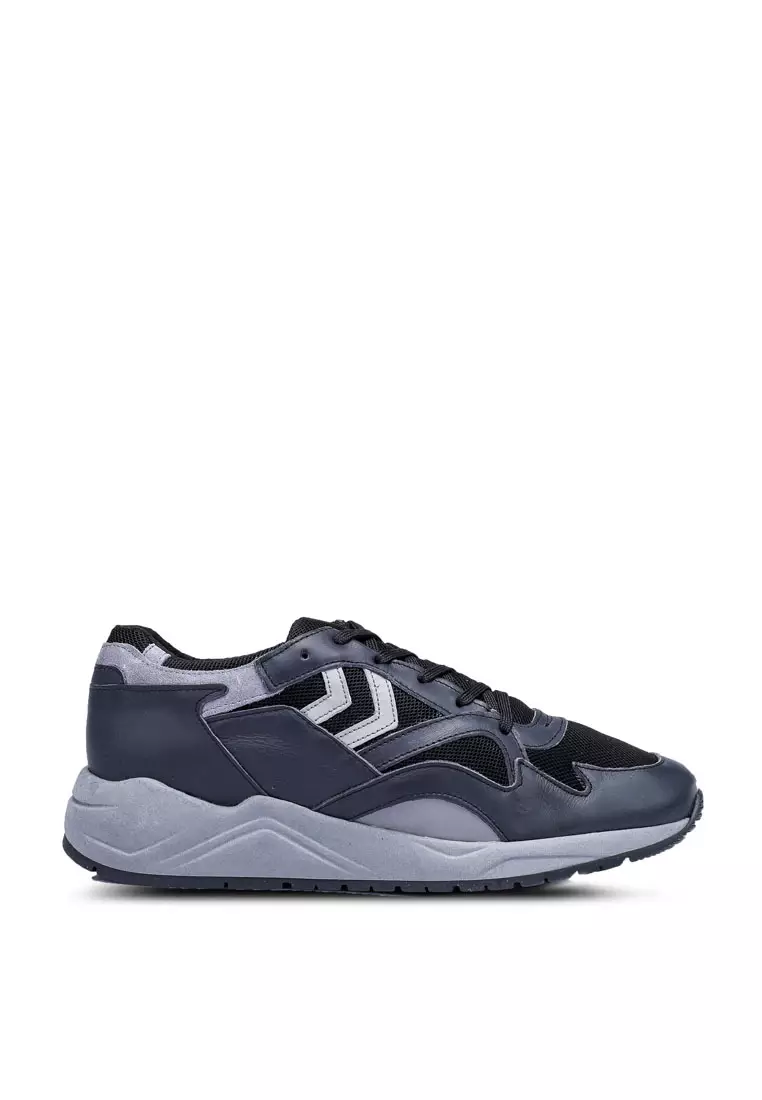 Discount on Hummel  shoes - SKU: Edmonton Hive Premium Trainers