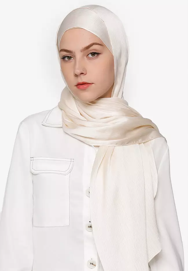 Buy UMMA Maya Crinkle Satin Scarf Online | ZALORA Malaysia