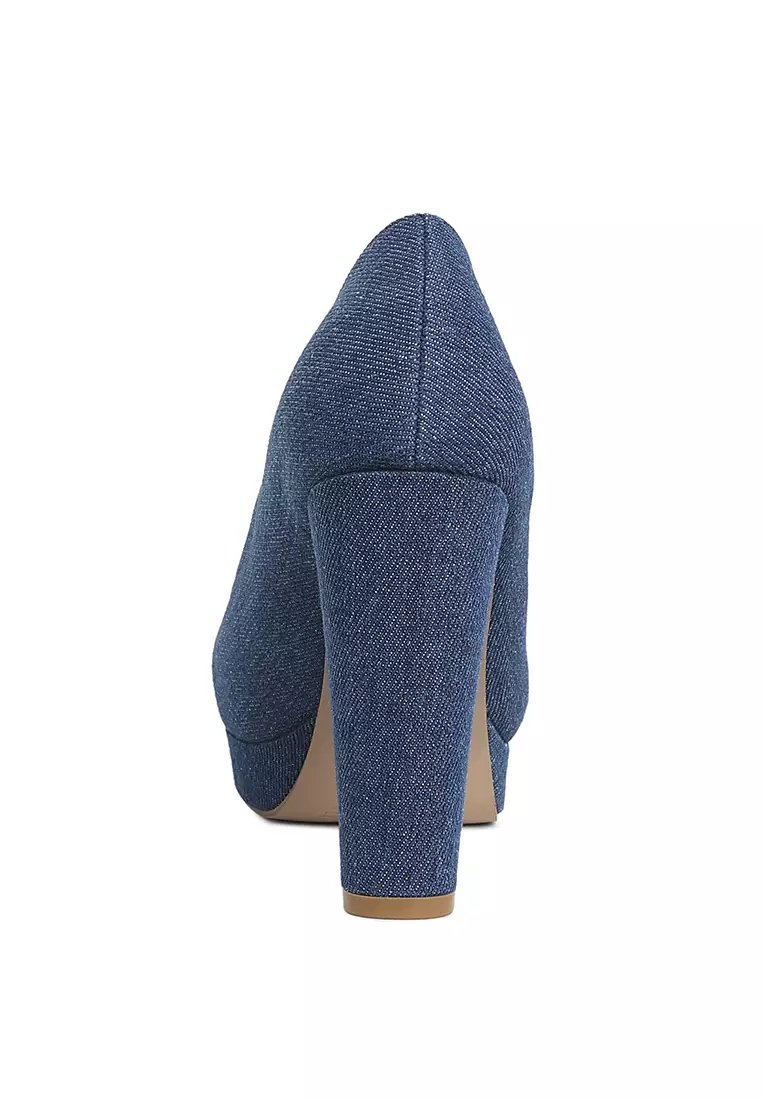 Sepatu Hak Blok Denim Warna Biru