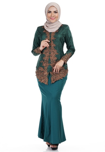 Shaliha Kebaya with Bronze Lace Embellishment from Ashura in Green and Multi and Brown