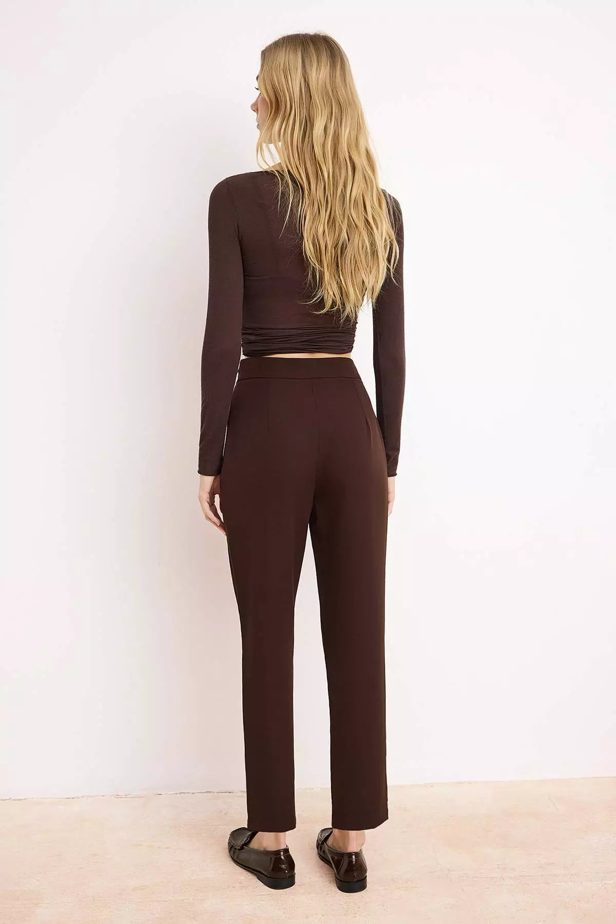 Dark Brown Carrot Pattern Buckle Detailed Trousers Twoaw26Pl154
