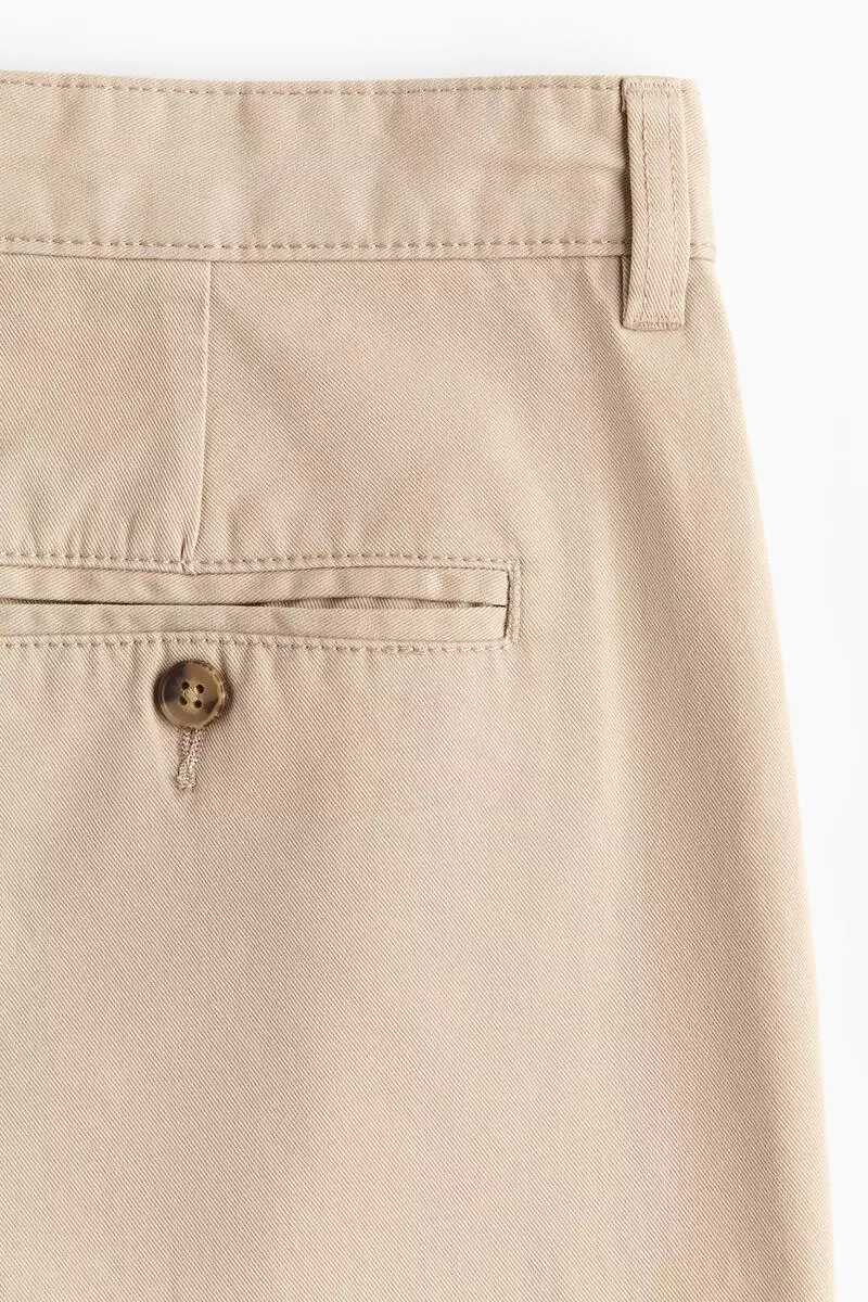 Relaxed Fit Cotton twill chinos