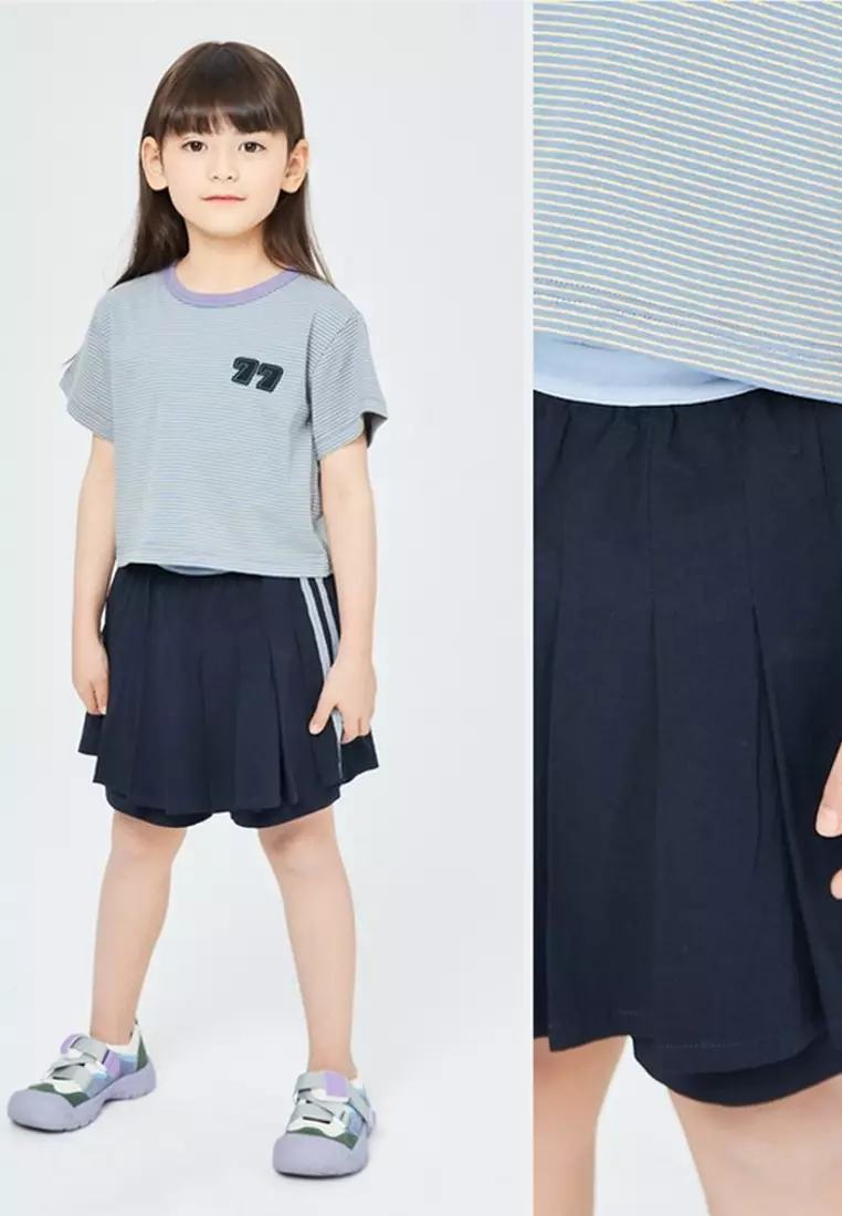 Pleated Woven Short with Stripe