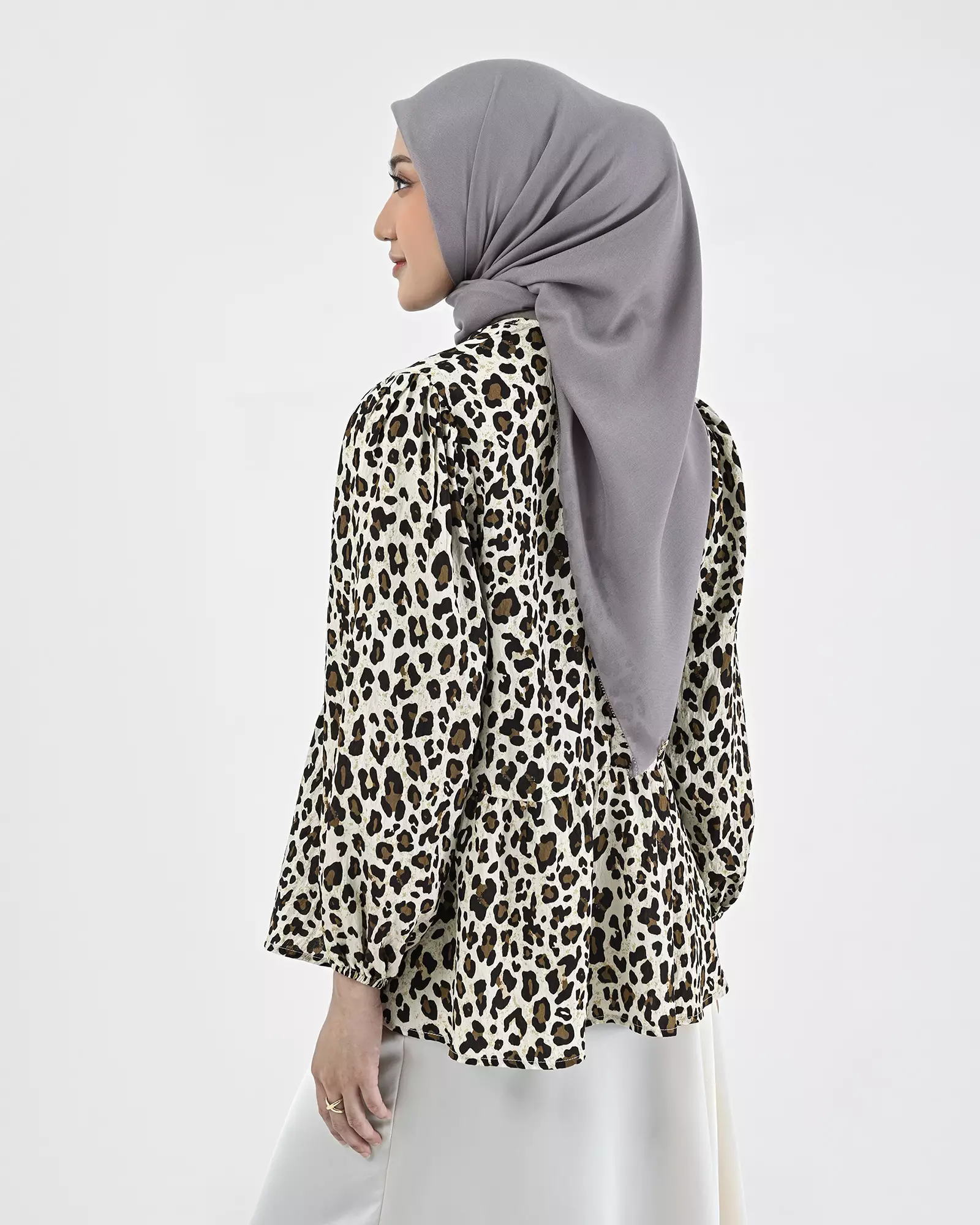 Geulis.id TRIANA BLOUSE - Brown