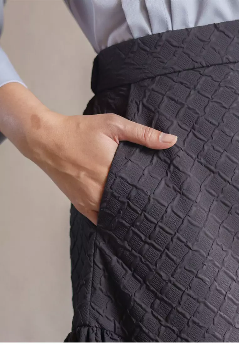 Jenna and Kaia - Myata Skirt Black - Skirt Wanita