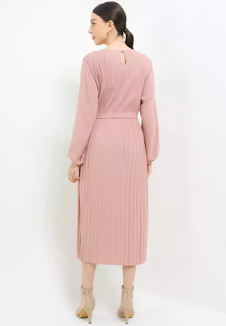 Self Tie Emb On Sleeve Maxi Dress