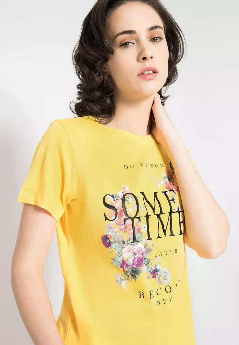 LGS - Kaos Wanita - Lengan Pendek - Motif Sablon Bunga - Warna Kuning - LTS.555.Q1080.013.C