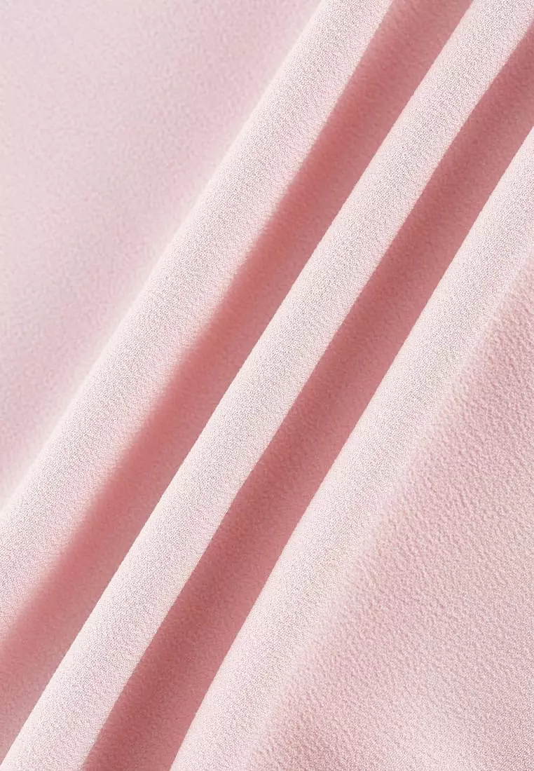 G2000 Sleeveless Gradient Pleat Puff Shoulder Blouse