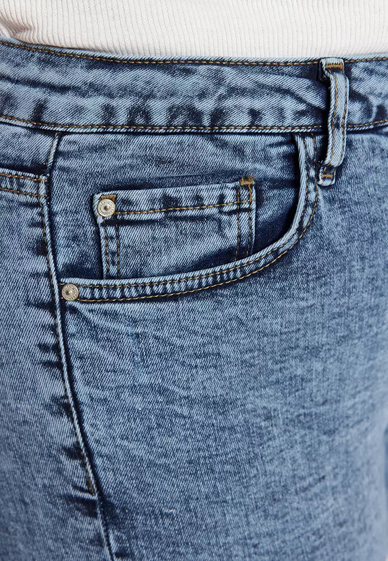 Plus Size High Waist Skinny Shorts