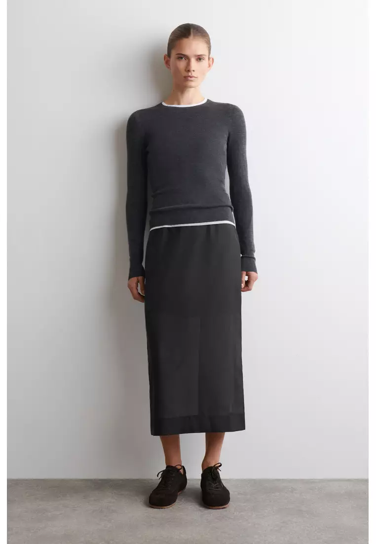 SEAMLESS MERINO WOOL LONG-SLEEVED TOP