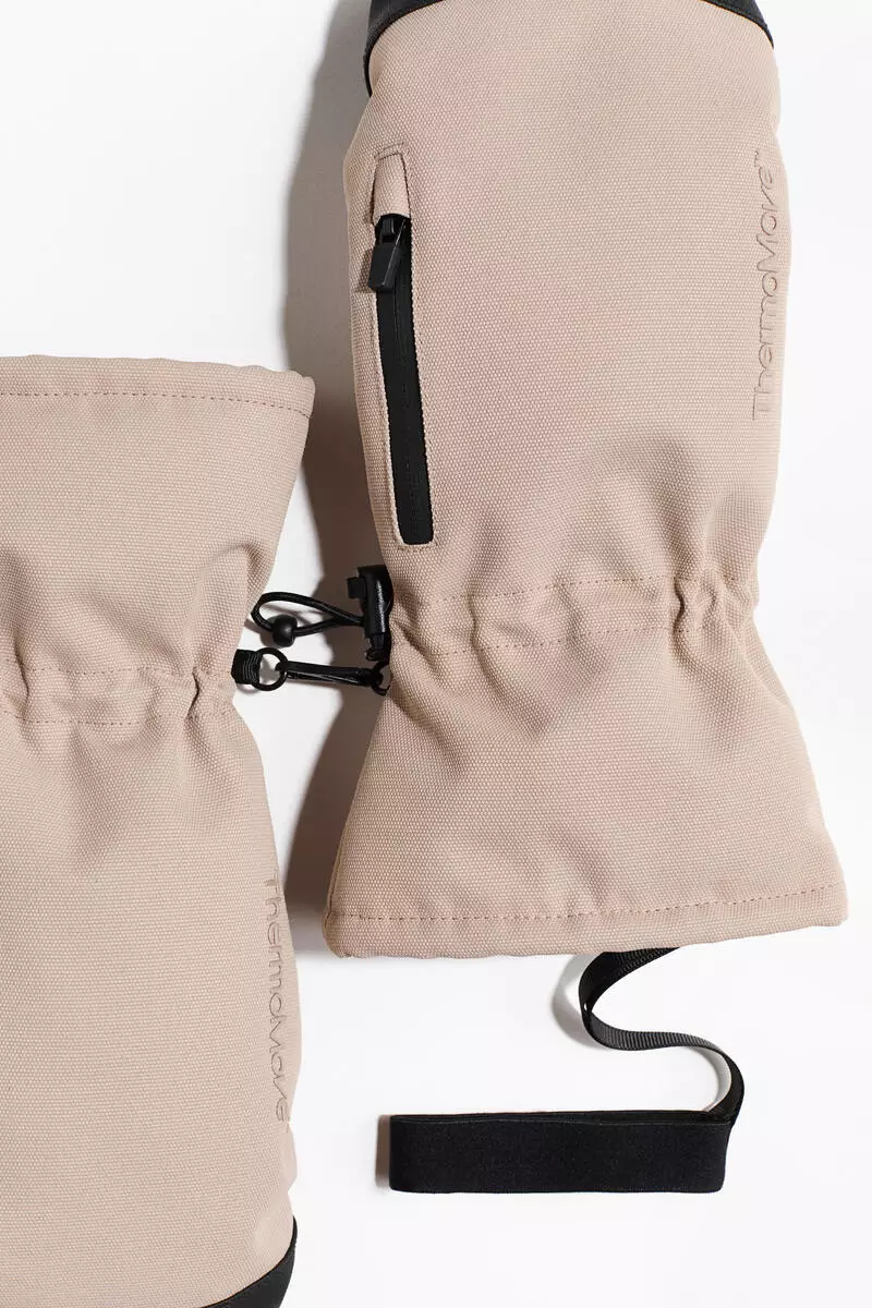 Ski mittens with ThermoMove™